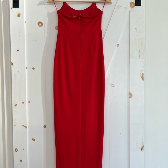 Superdown Scarlet Strapless Maxi Dress - Picture 4 of 4